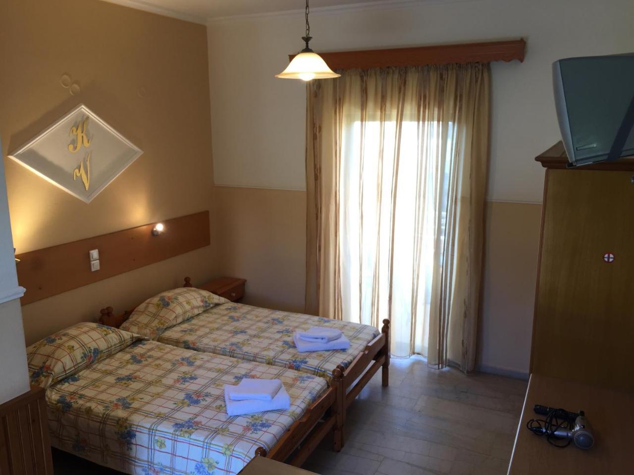 Eleni Apartments Ариллас Экстерьер фото